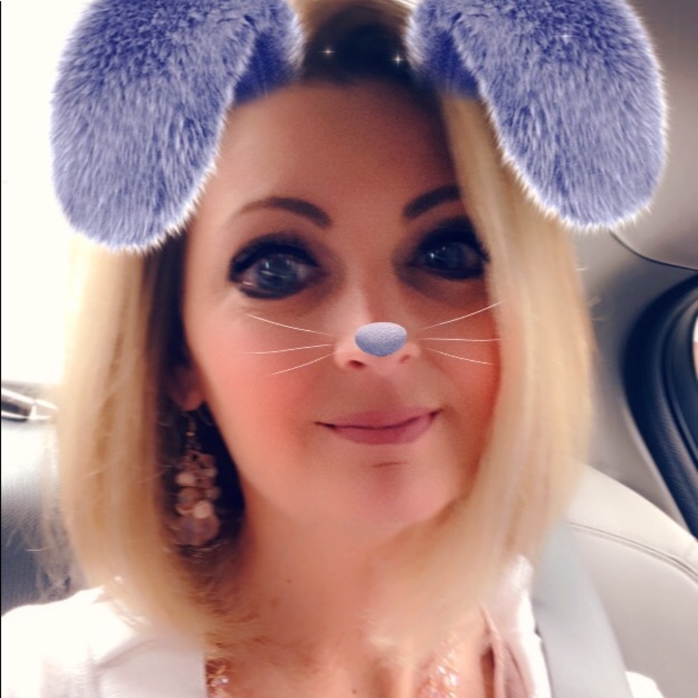 Meet your Posher, Kelli